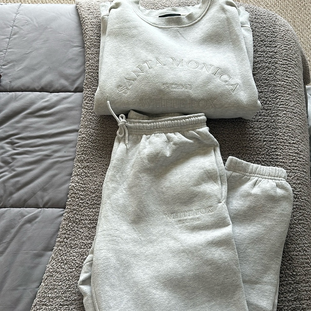 White Fox Boutique Santa Monica crewneck and sweatpants set